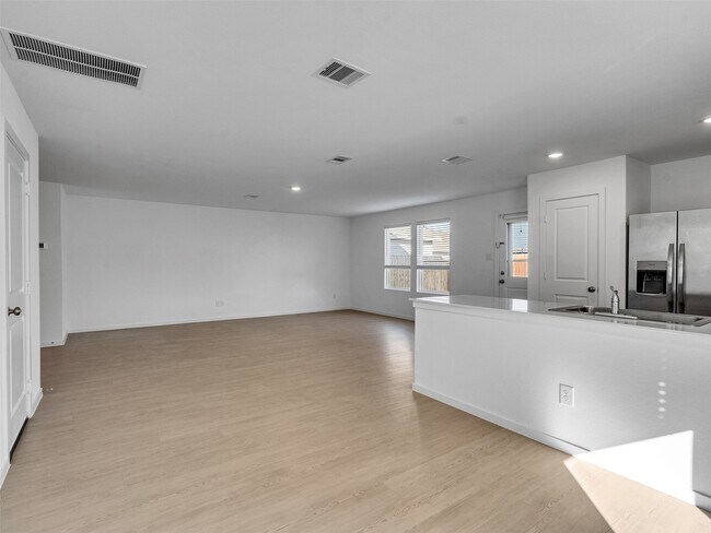 Building Photo - 12406 Lady Slipper Rd