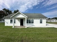 Building Photo - FULLY RENOVATED! 3 Bed/2 Bath in Wanchese