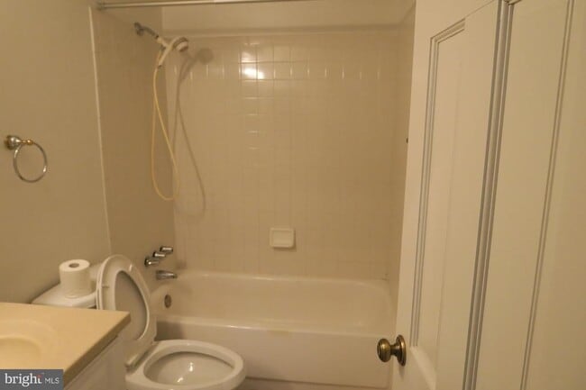 Building Photo - 3100 S Manchester St