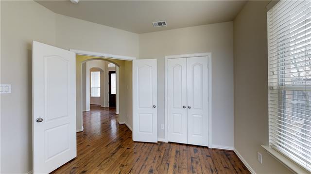 Building Photo - 7136 Playa