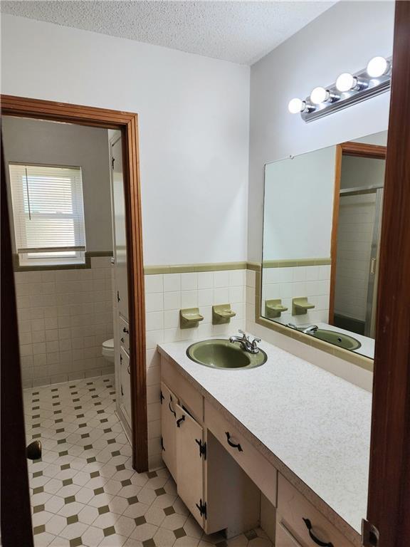 Building Photo - 3381 Woodard Dr