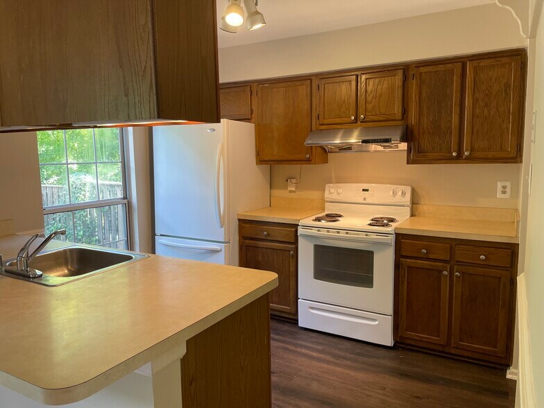 Building Photo - 11 Lambeth Bridge Ct