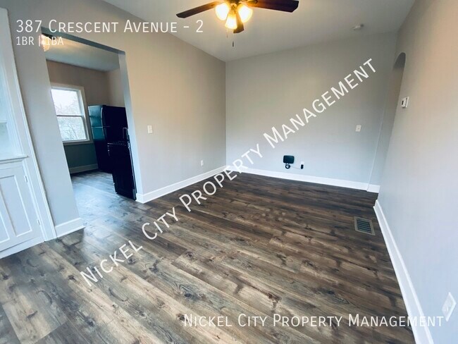 Primary Photo - 387 Crescent Ave