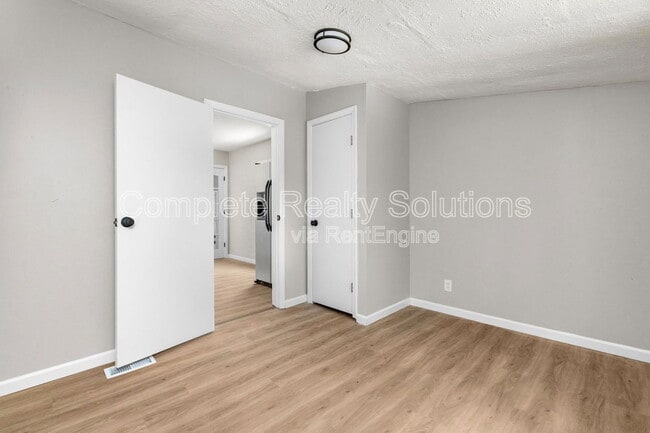 Building Photo - 6232 Witsell Ave