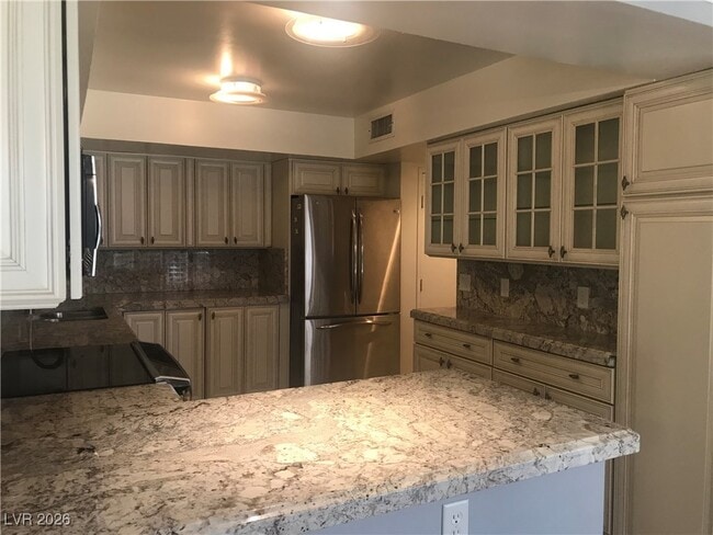 Building Photo - 205 E Harmon Ave