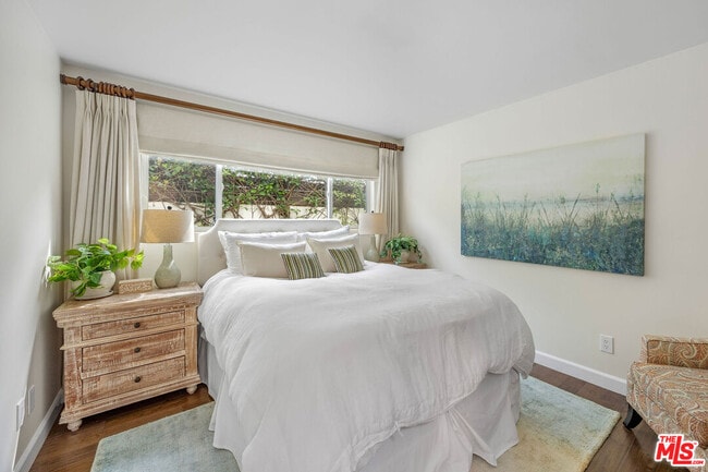 Building Photo - 1039 26th St