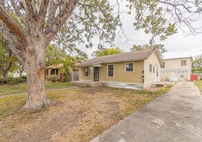 Building Photo - 106 Southway Dr