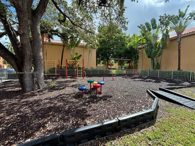 Building Photo - 4938 Leeward Ln