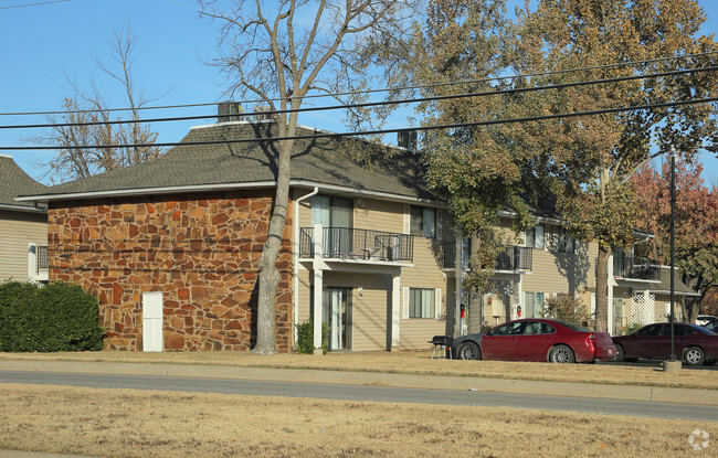 Building Photo - Indian Springs Apartments