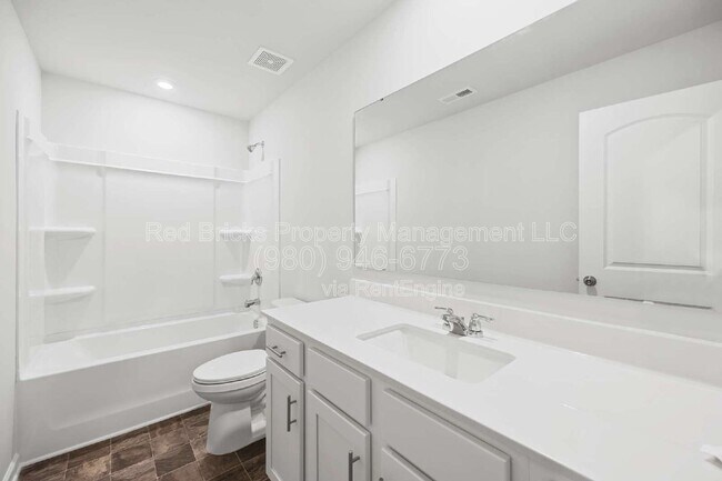 Building Photo - 412 Wild Dove Ct