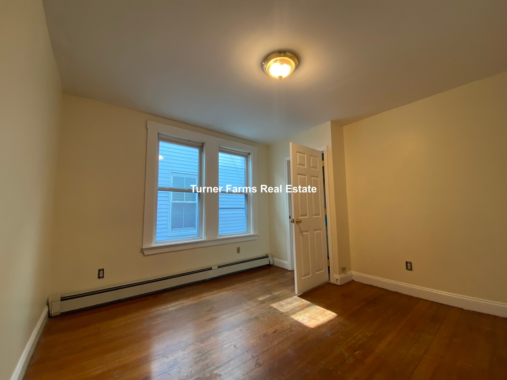 Building Photo - 65 Pleasant St