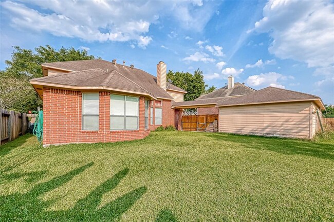 Building Photo - 6806 Rhodes Ct