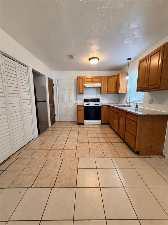 Building Photo - 2614 SW 31st Pl