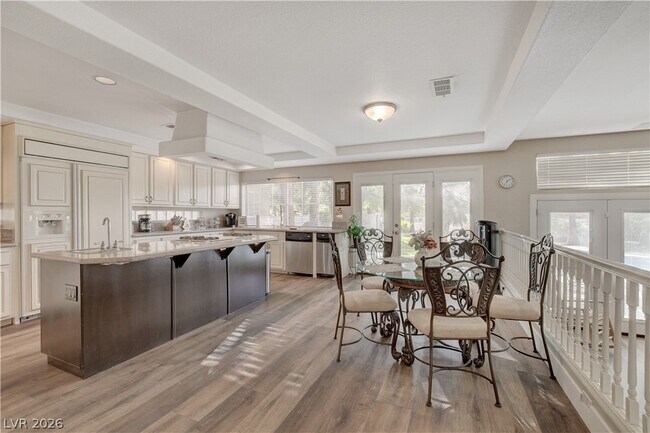 Building Photo - 2404 Legacy Island Cir