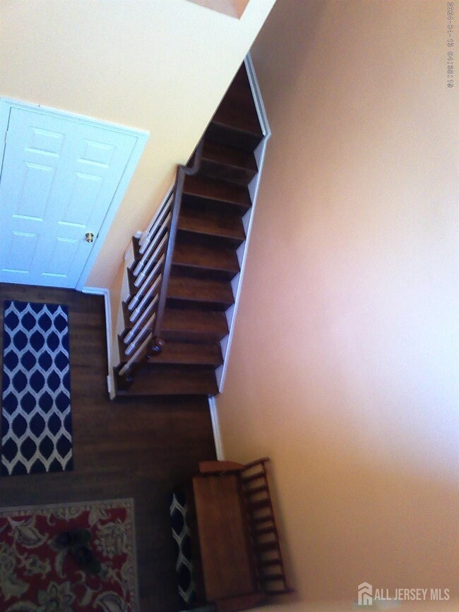 Building Photo - 228 Pinelli Dr