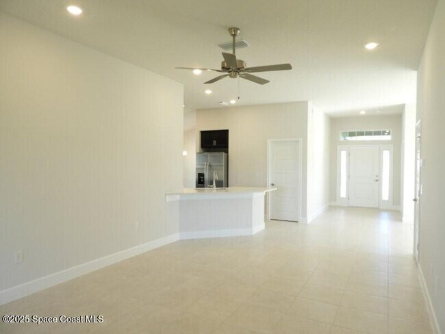 Building Photo - 1126 Kylar Dr NW