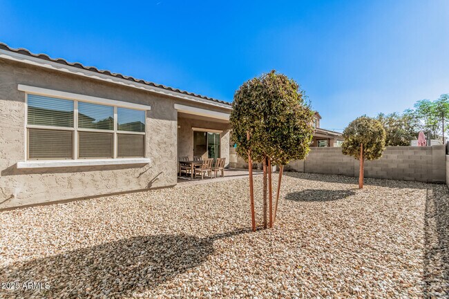 Building Photo - 1882 N 140th Dr