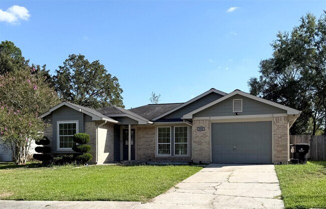 Building Photo - 9838 Golden Eagle St
