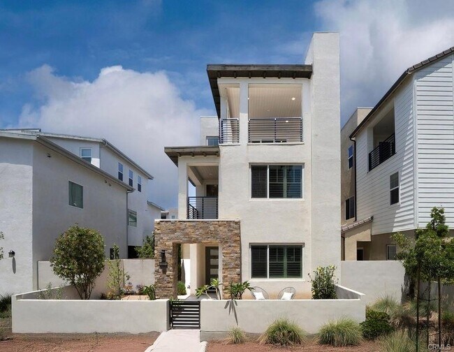 Building Photo - 109 Pitch