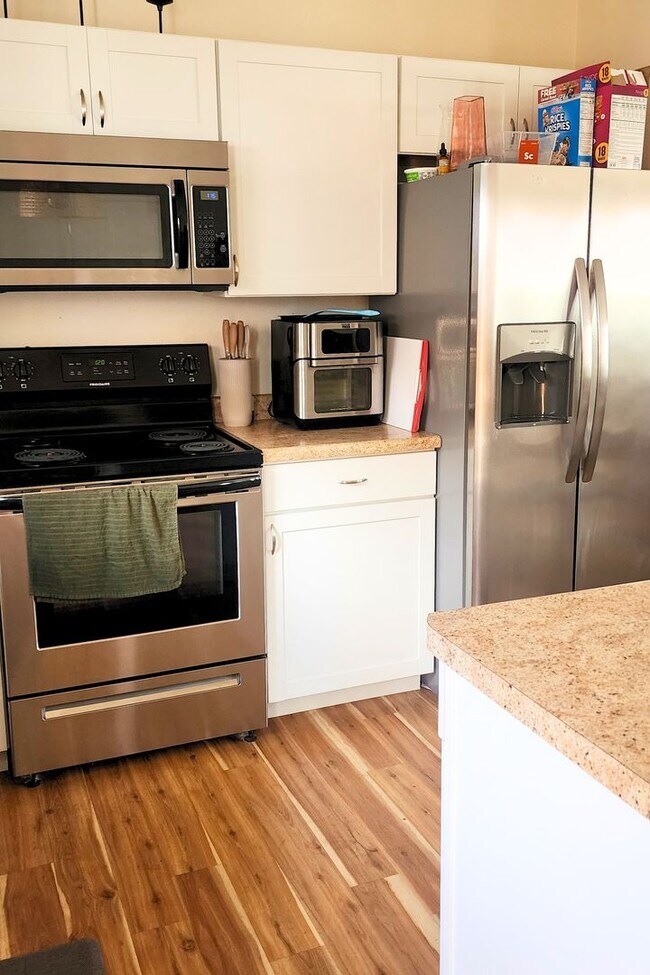 Building Photo - 3 Bed/2 Bath Home in Orchard Mesa with Fen...