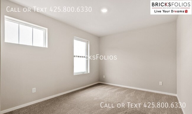 Building Photo - 1340 SW Pendleton Way