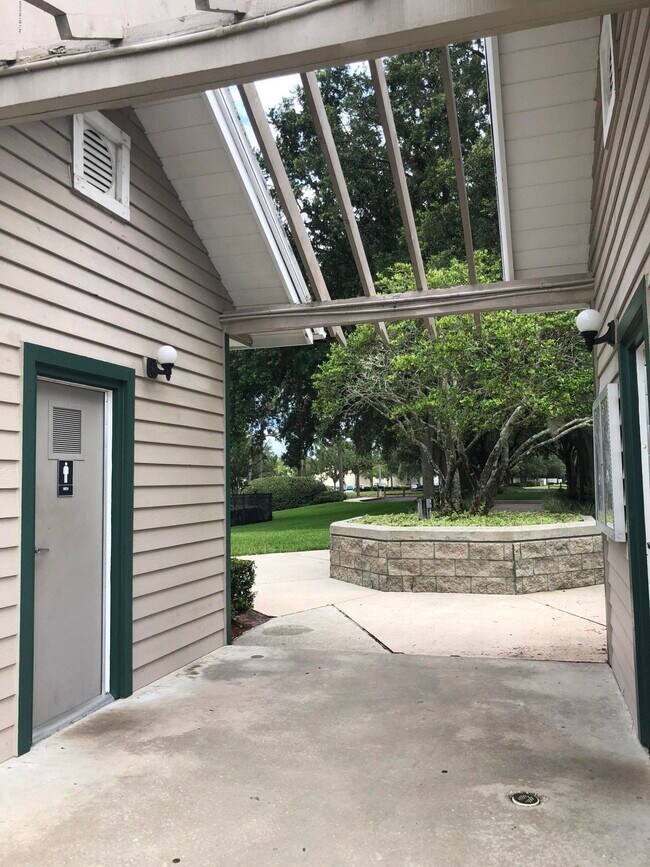 Building Photo - 8179 Crosswind Rd