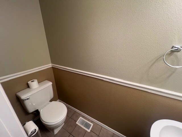 Building Photo - 3 Bed 2.5 Bath in Boise!