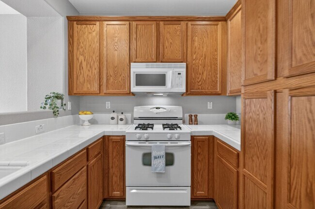 Building Photo - 8150 Crystal Walk Cir