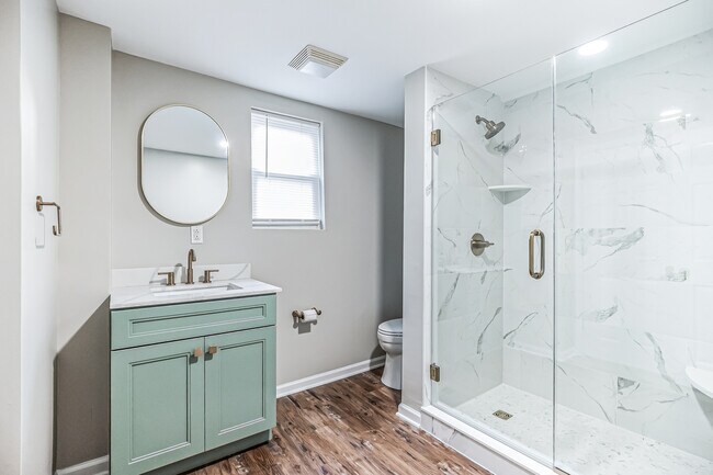 Building Photo - 203 Ford St