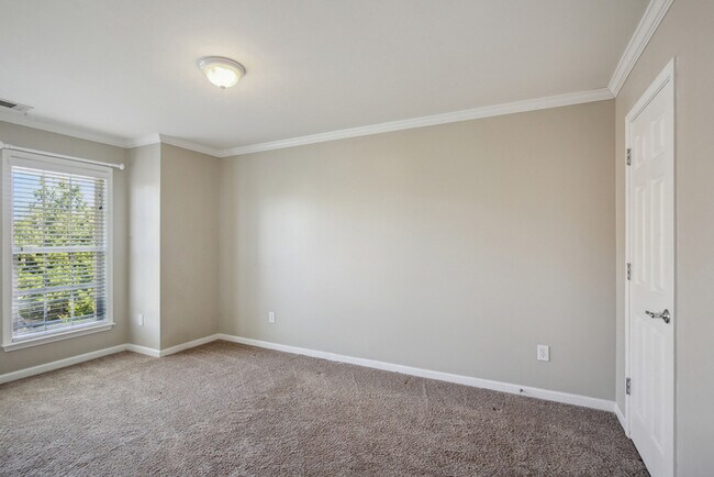 Building Photo - 5037 Colchester Ct