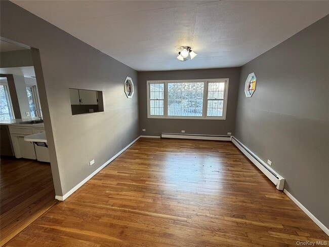 Building Photo - 4 Margaret Ln