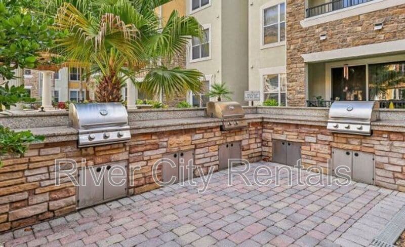 Building Photo - 8539 Gate Pkwy W