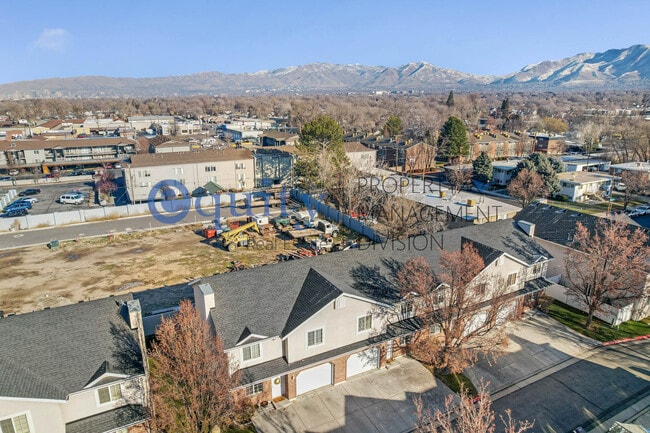 Building Photo - 377 E Newsome Park Ln