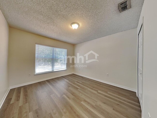 Building Photo - 4618 Newbourne Way