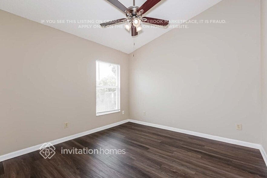 Building Photo - 10323 Ashley Oaks Dr