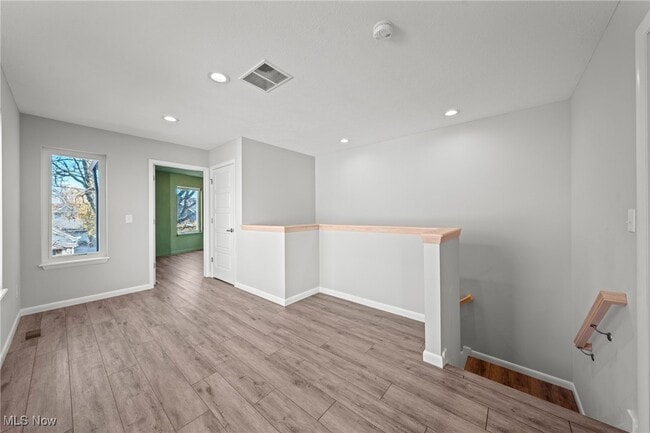 Building Photo - 1928 W 48th St