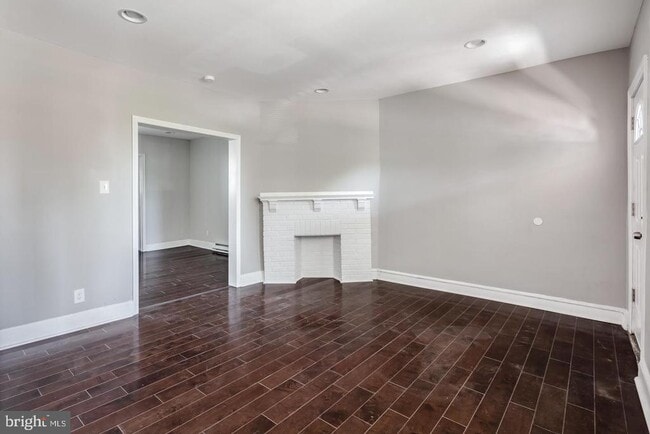 Building Photo - 1640 S 28th St