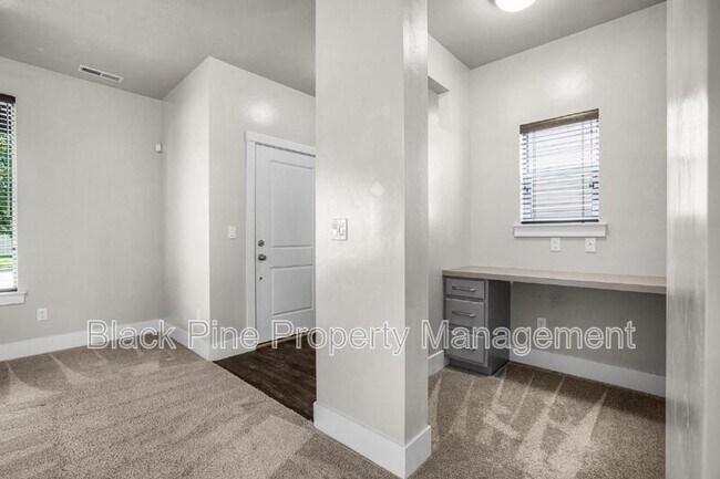Building Photo - 1764 W Heavy Timber Dr
