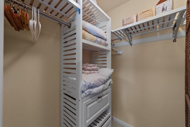 Building Photo - 1356 Glenns Bay Rd