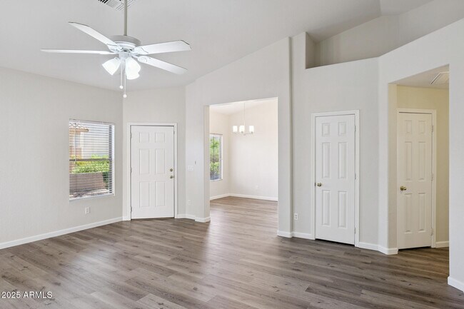 Building Photo - 6346 W Hess St