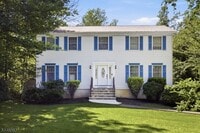 Building Photo - 2057 Lakeside Dr W