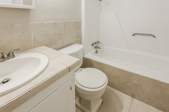 Building Photo - 125 James Garfield Cir