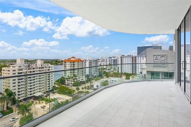 Building Photo - 151 N Seabreeze Blvd