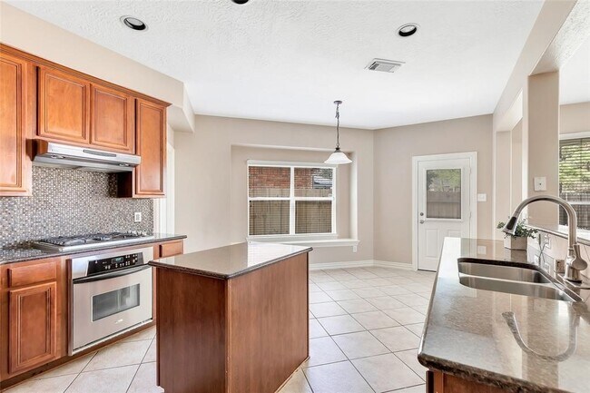 Building Photo - 13019 Chandler Chase Ct