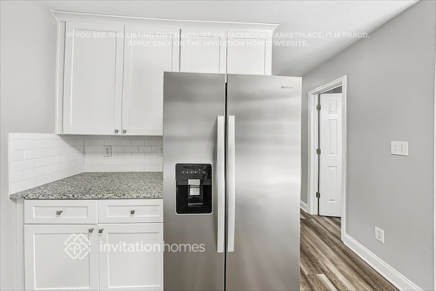 Building Photo - 4703 Bancroft Pl