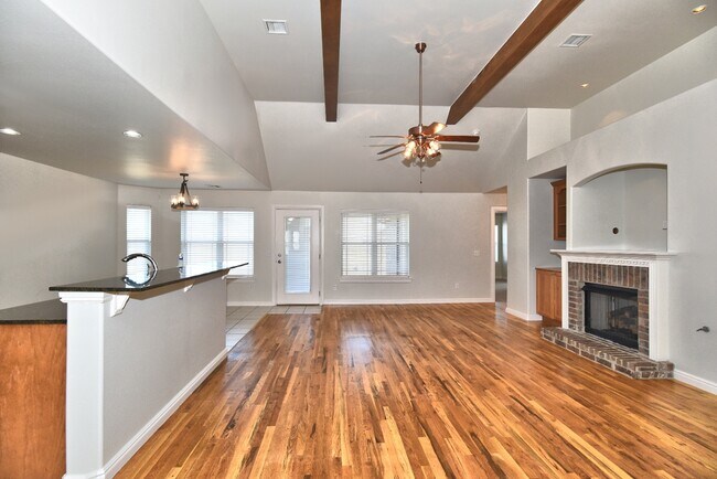 Building Photo - 18509 E 46th St