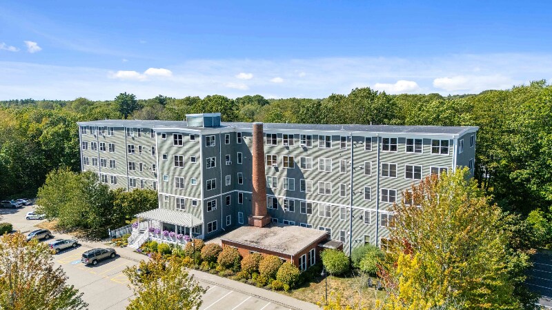 Building Photo - 18 Park St