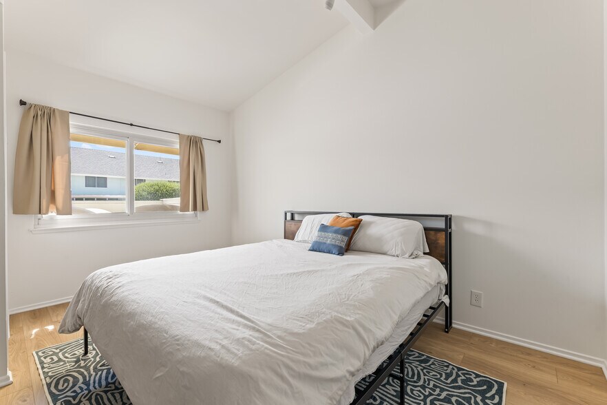 Building Photo - 3500 W Manchester Blvd