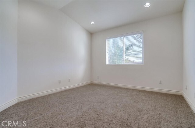 Building Photo - 623 Aviation Way
