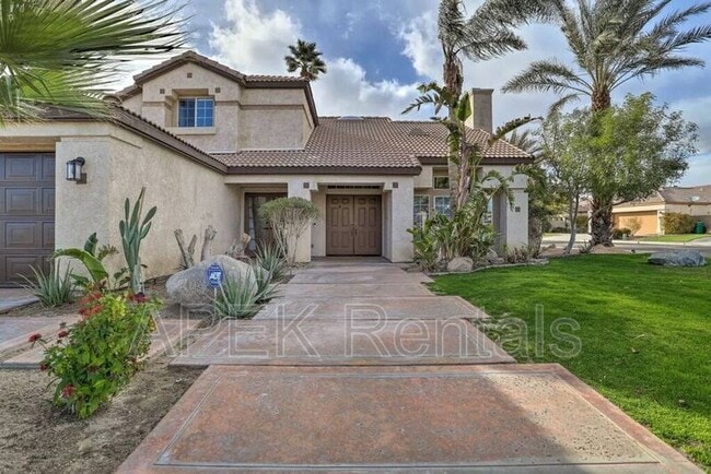 Building Photo - 79150 Ocotillo Dr